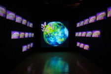 로켓 타고 떠난 아날로그TV,  미디어아트도 AI 입는다