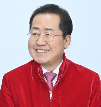 홍준표 대구시장, 윤석열 대통령이 산다면 나라도 산다 강조하여 재집권 강조