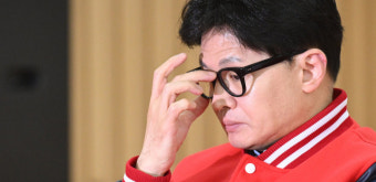 황상무 사퇴·이종섭 곧 귀국…한동훈 표정은?