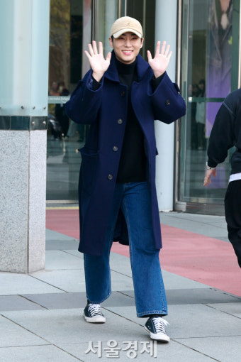 데이식스 영케이, 이르게 핀 봄꽃 미소 [SE포토]