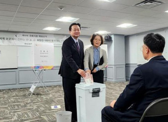 재외 선거 첫날 투표율 지난 총선 대비 3배…70% 투표율 기대↑
