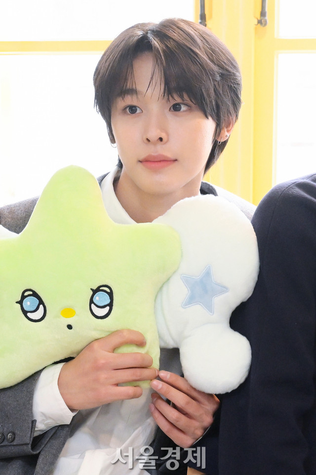 NCT 위시 리쿠, 건강 이유로 활동 중단 및 아시아 투어 불참 결정