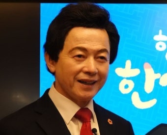‘신도 성추행 혐의’ 허경영, 포토라인 설까…경찰 