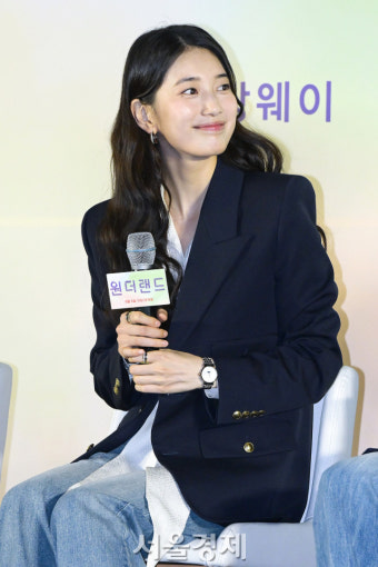 수지, 미소 플러팅 [SE포토]