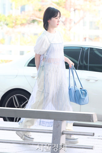 엔믹스 해원, 살랑살랑 우아한 출국 [SE포토]