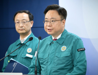 의료공백 장기화에 복귀 걸림돌 제거…전공의에 공 넘긴 정부