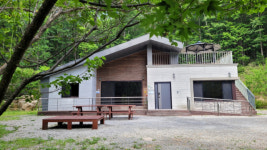 국립대야산자연휴양림 숲속의집 601호, 77대 1
