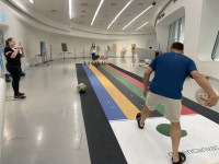관람객, 돌고래가 숨을 불어넣는 인터랙티브 전시 그린캔바스 in DDP…디자인에 담은 초록 에너지 전한다[디자이너가 만난 디자이너]