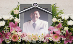 현철, 이제는 추억으로 남을 미소 [SE★포토]