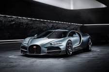 [리뷰] 더 완벽한 퍼포먼스를 구현하다 - 부가티 투르비용