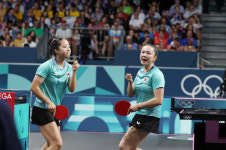 신유빈-전지희, 득점의 기쁨