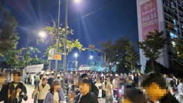 [르포] 아이유 노래에 맞춰 펑펑…107만명 다녀간 불꽃축제, 안전은?