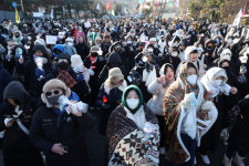 남태령 집회 참가자 40%가 2030 여성…여성농민 후원 연대도