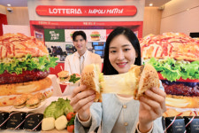 롯데리아 나폴리맛피아 모짜렐라버거 2종 출시