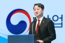 안덕근, 호주 통상장관 면담…핵심광물 등 공급망 강화 협력