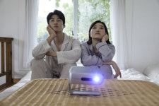 “따로 사세요? 그럼 계정 같이 못 씁니다”…티빙, 넷플릭스 따라 계정 공유 막는다