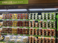 왜 이렇게 싸?…구름 인파 몰린 미래형 이마트 푸드마켓 고덕점 가보니 [르포]