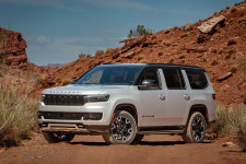 지프, 아웃도어 감성 강조한 ‘왜고니어 오버랜드 스페셜 에디션’ 공개