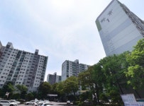 인접 단지 재건축 속도전에…대치 선경·여의도 미성도 속도 높여 [집슐랭]