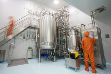 에스티젠바이오 시밀러 인프라 구축 완료…올 매출 1000억 도전”