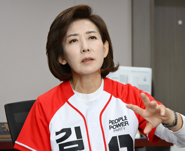 김민석 국무총리 후보자와 나경원 의원, 자료 제출 문제 놓고 격론