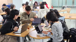 ”시니어, 돌봄 대상 아닌 능동적 삶 주체”…청년이 재해석한 시니어 이슈