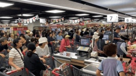 구리 시민 여기 다 모였다…롯데마트 구리점 오픈에 인산인해 [르포]