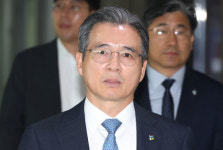 [속보]김용범 정책실장 “RE100 산단 특별법 검토”