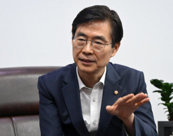 조경태 