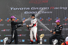 금호 SLM 노동기, 슈퍼레이스 복귀 첫 우승...서한GP 정의철, 대역전 드라마