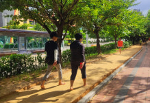 인천 계양구 효성동 중앙녹지 맨발걷기길 조성…주민힐링공간