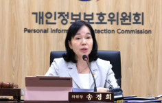 추미디어앤웹 | "5060 개인정보 '1만건에 80만 원'"…불법 거래 활개에도 정부는 '무대응'