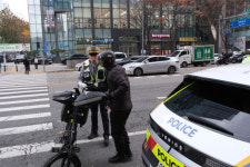 ‘끼어들기’ 딱 걸렸다…고개 떨군 무법자들 [르포]