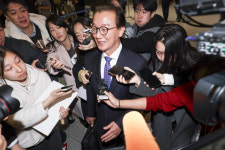 경찰, 금품수수 의혹 전재수 등  3명 주요 피의자 입건