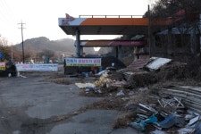 [르포] 철거엔 최소 1억…‘콘크리트 유령’이 된 폐주유소