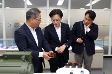 김정관 “지역 공급망 못살리면 대미 관세협상도 의미없다”