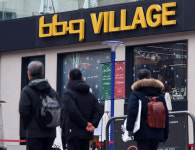 “먹고 살기 힘들어도 치느님은 포기 못해”…불황에도 웃은 ‘이 치킨집’