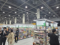 [르포] AI가 진열 위치까지 계산…세븐일레븐 상품전시회 가보니