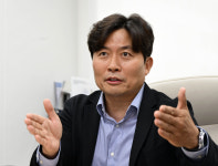 졸음운전 잡던 비전AI…공장서 불량품도 골라낸다 [스케일업 리포트]