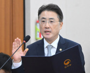 이진수 법무 직대 “이화영, 가석방 심사 대상 아냐”