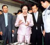 한총리 中企현장 방문