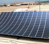 공항에 태양광발전 시스템 설치…빛반사 없애 항공기 ‘안전’