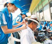 현대오일뱅크 어르신 수발 봉사활동