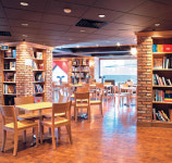 도서관·가정집처럼 꾸민，커피 전문점의 변신