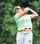 신지애 ‘문제 있어요？’..공동17위