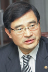이병욱 환경차관 “수돗물 병판매，물산업·자원외교 도움”