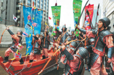 대가야 병사들의 청계광장 나들이