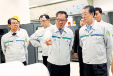 조동길 한솔 회장 현장경영 박차