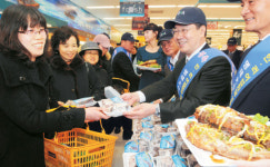 이마트 “동태·참치회 최대 25% 할인”