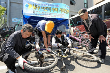 대구 남구청, 희망근로사업 동 순회 자전거 수리 서비스센터 운영
